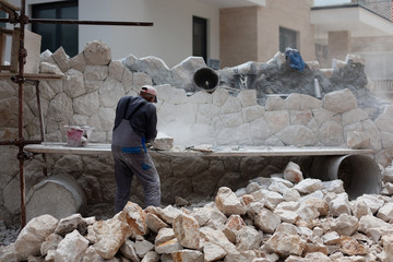 construction de murs en pierre