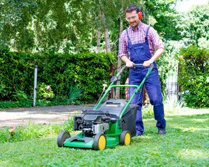 l'arrosage dans l'entretien d'un jardin