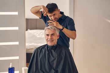 défis du coiffeur à domicile